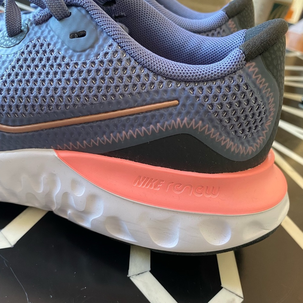 Nike Renew Run GS - Picture 11 of 15
